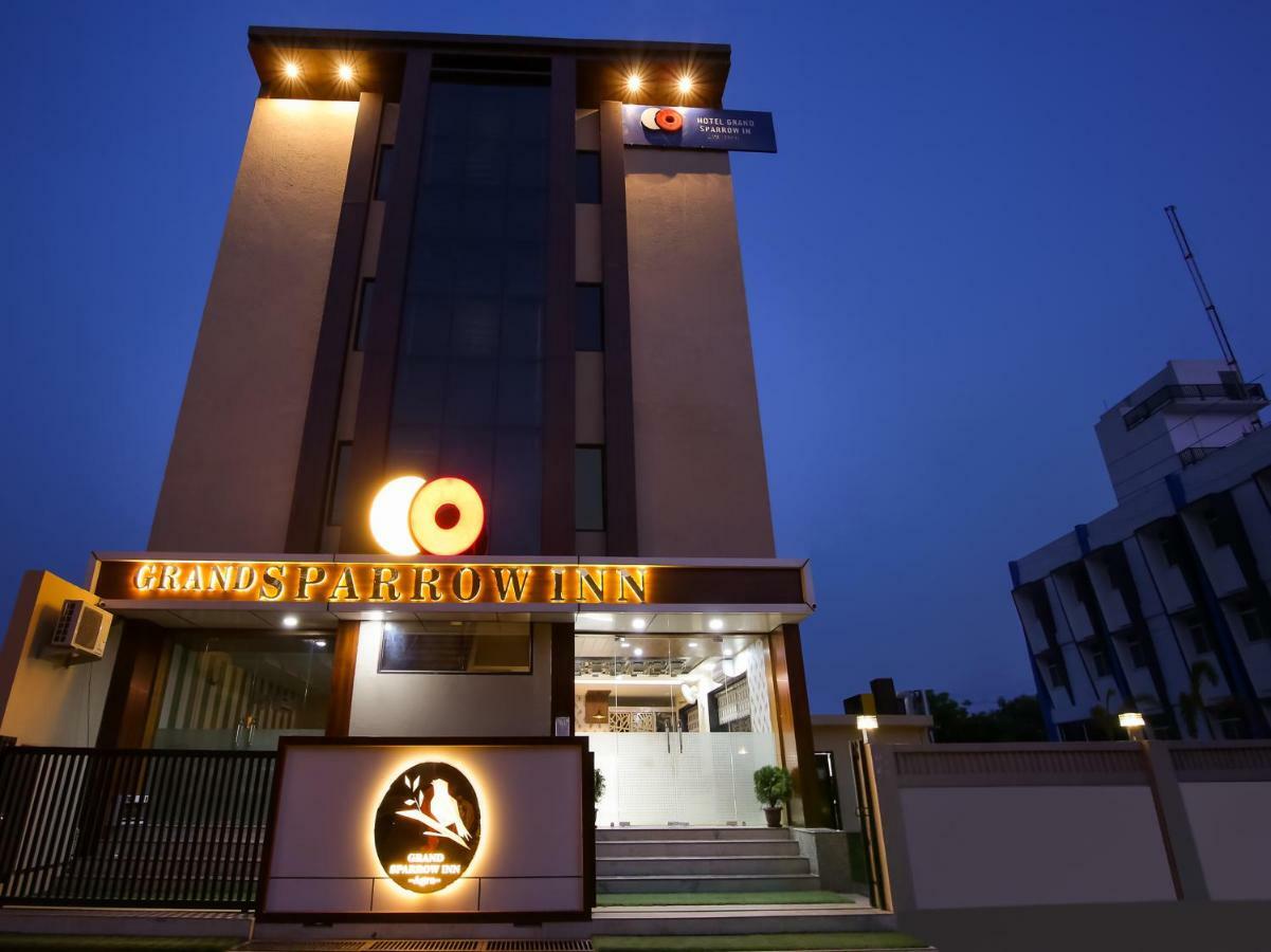 Hotel Grand Sparrow Inn Agra  Exterior foto